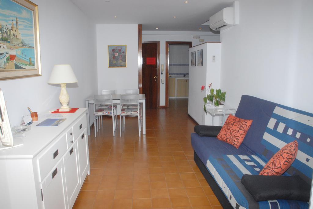 Apartaments Bonaventura 7 Sitges Eksteriør billede